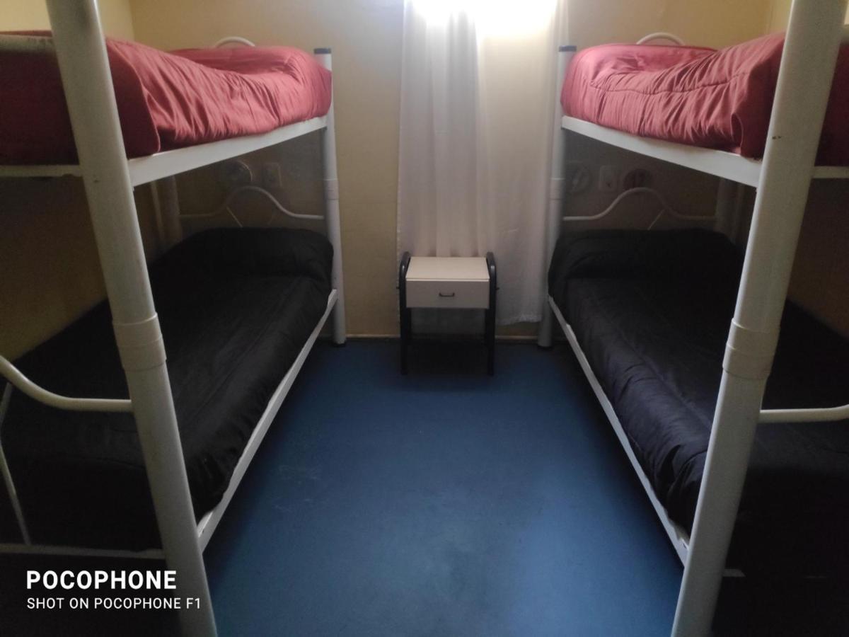 Complejo Don Joel Hostel Ел Чалтен Екстериор снимка