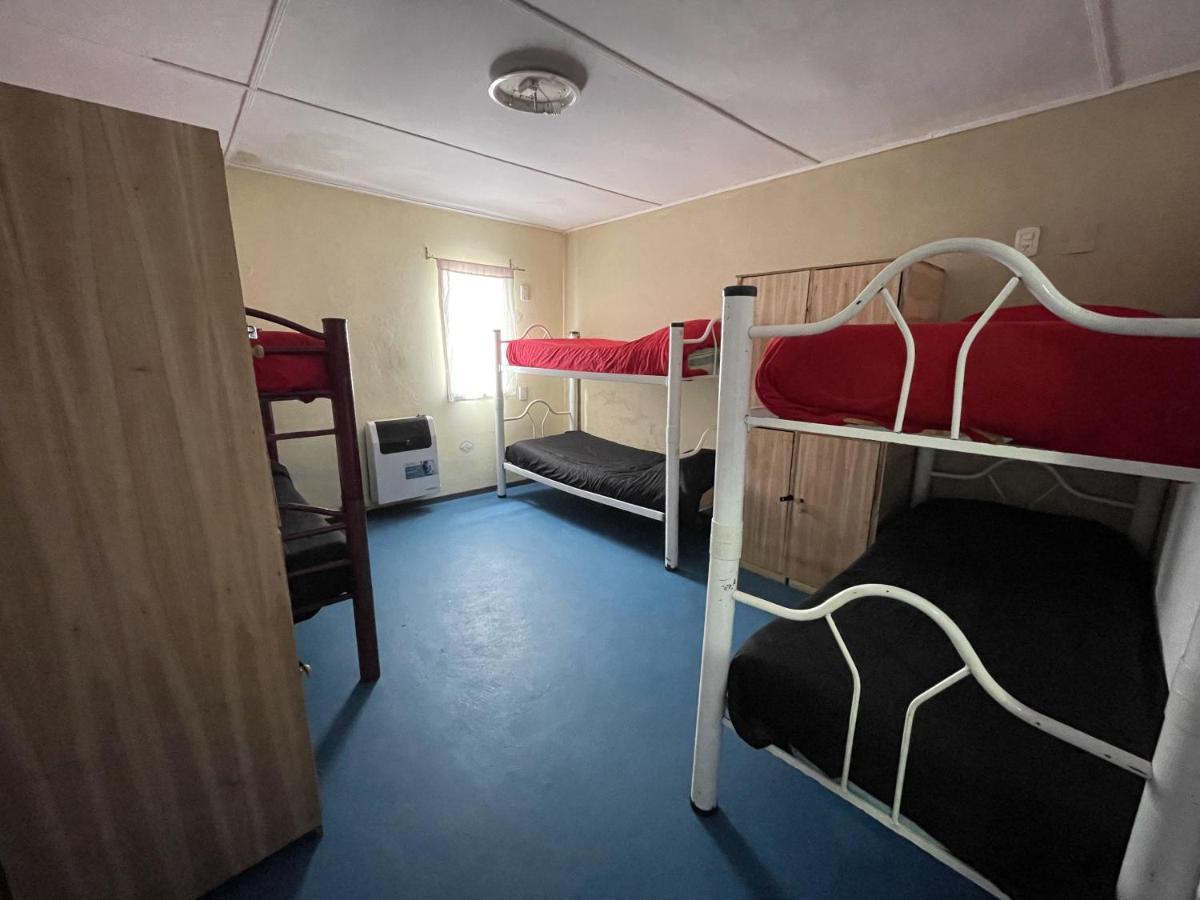 Complejo Don Joel Hostel Ел Чалтен Екстериор снимка